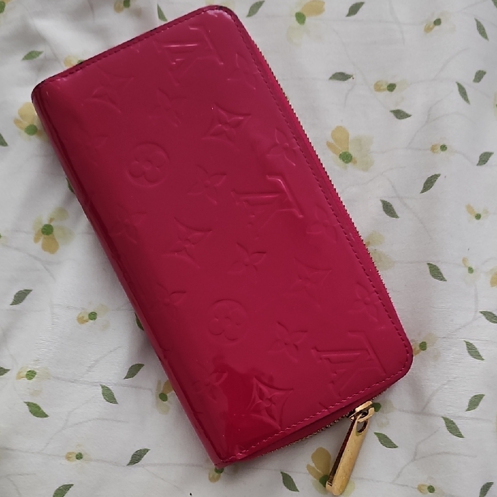 Louis Vuitton Pink Wallet